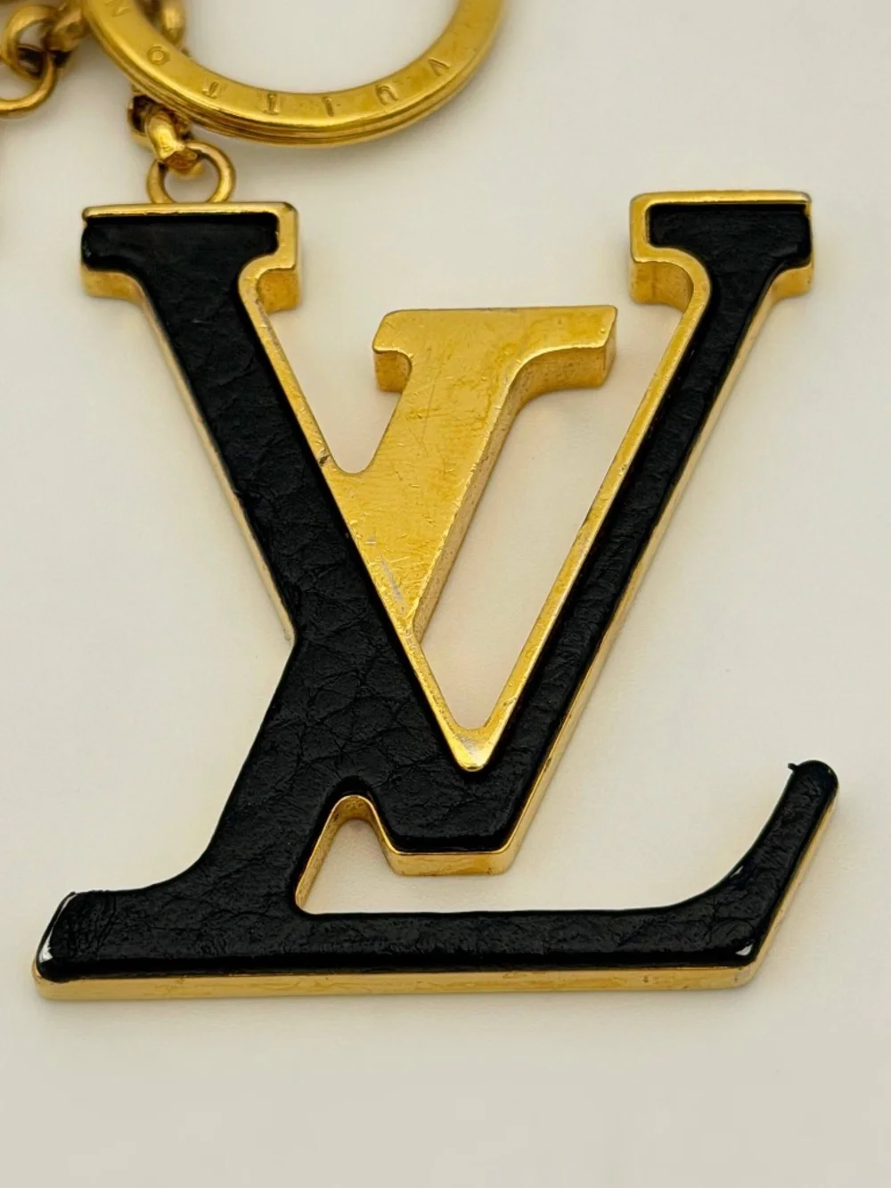 Authentic Louis Vuitton Porte Clé LV Capucine Key Ring Initiales Bag Charm Gold
